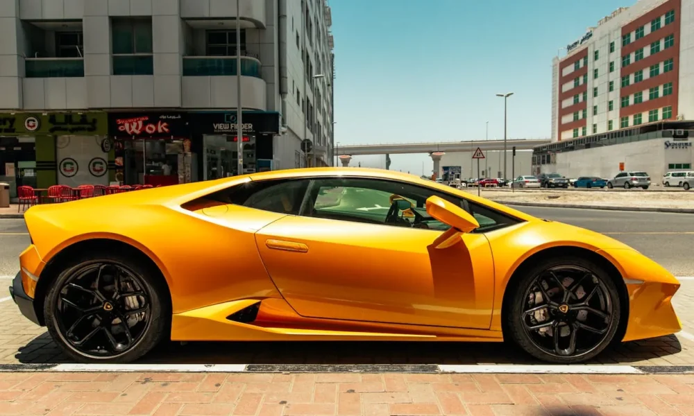 why-july-and-august-are-the-best-months-to-rent-supercars-in-dubai